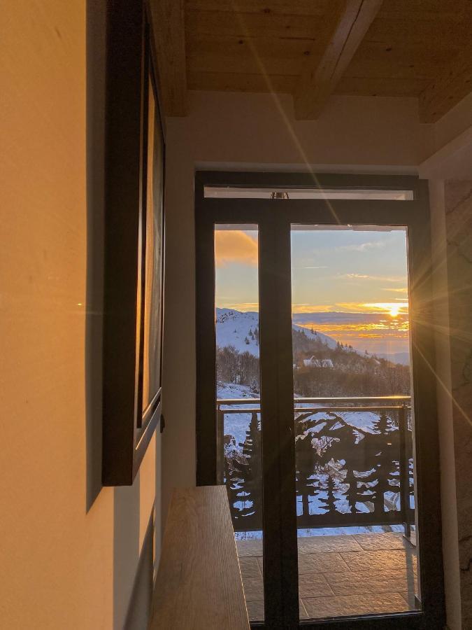Ana - Kopaonik, Treska * 科帕奥尼克